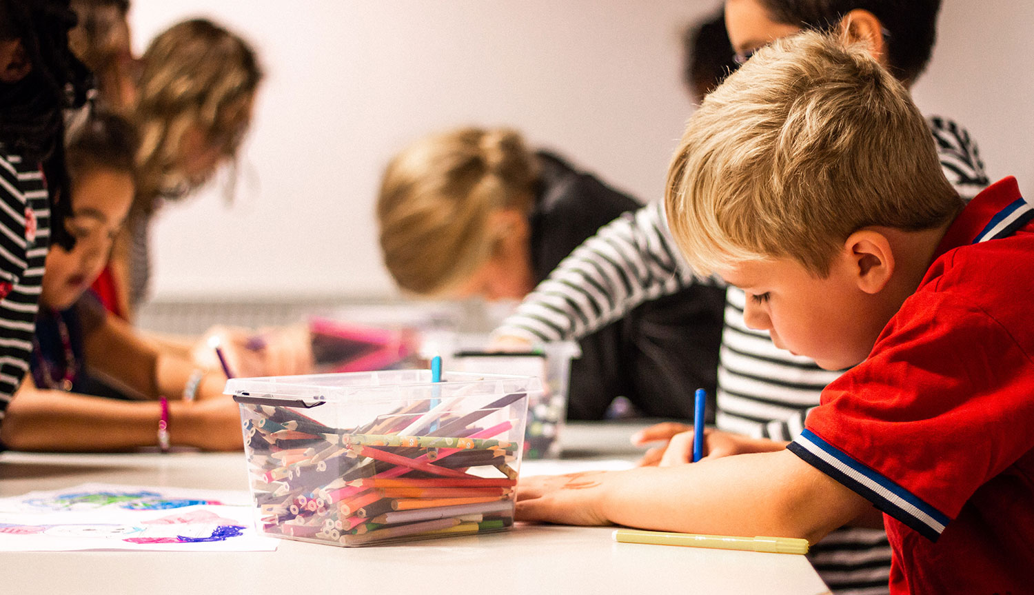 Foto van de zondagsschool en kinderkerk bij Evangelie Gemeente De Deur in Den Bosch